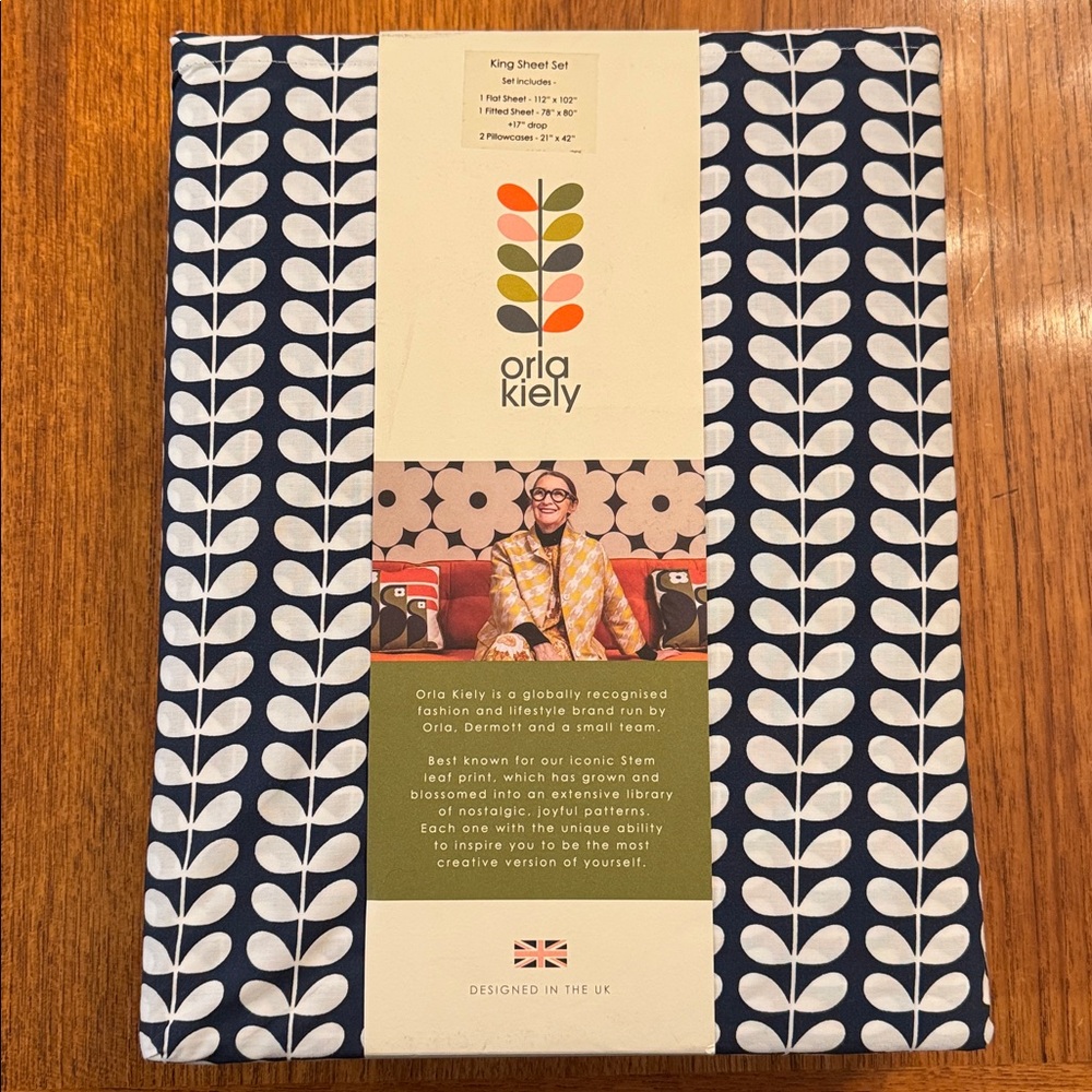 Orla Kiely Tiny Stem Whale/Navy color King  Sheet Set